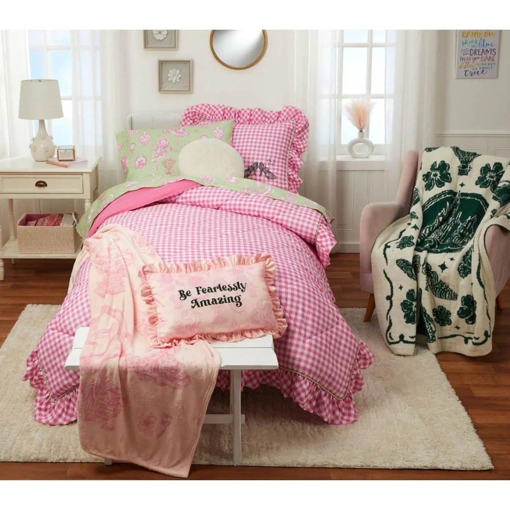 Wicked Twin Comforter & sham set